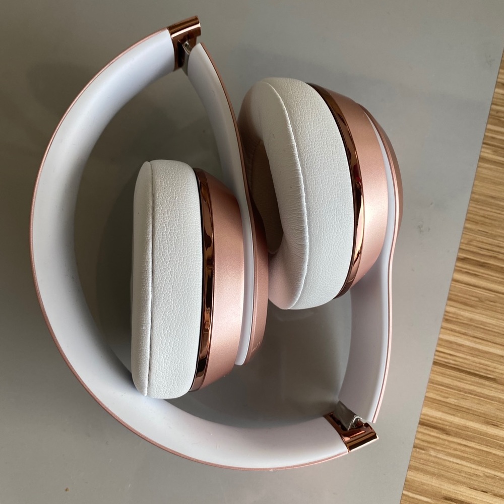 Bluetooth Beats Headphones